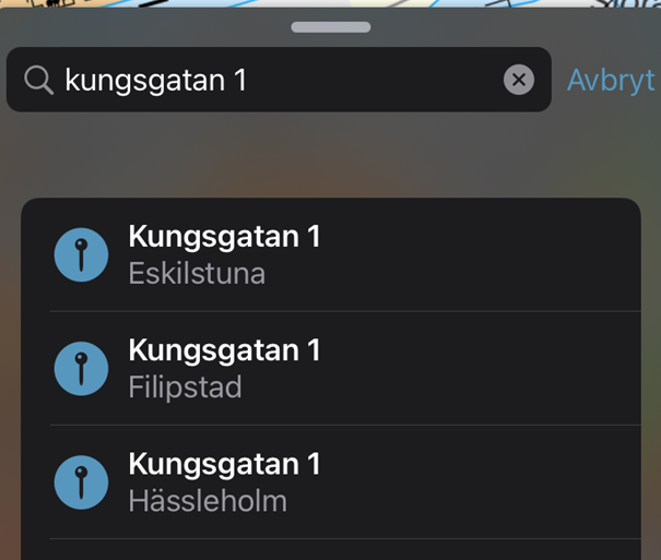 Sökfält med texten "Kungsgatan 1". I resultaten finns flera alternativ som innehåller den texten.