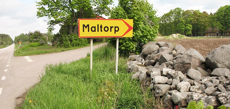 Bild på vägskylt med texten Maltorp.